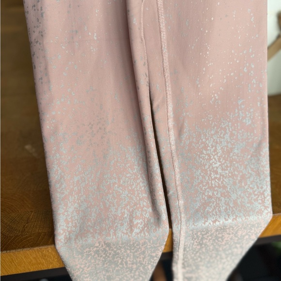 Beyond Yoga Pants - Beyond Yoga Light Ombré Shimmer Pink Leggings - XS